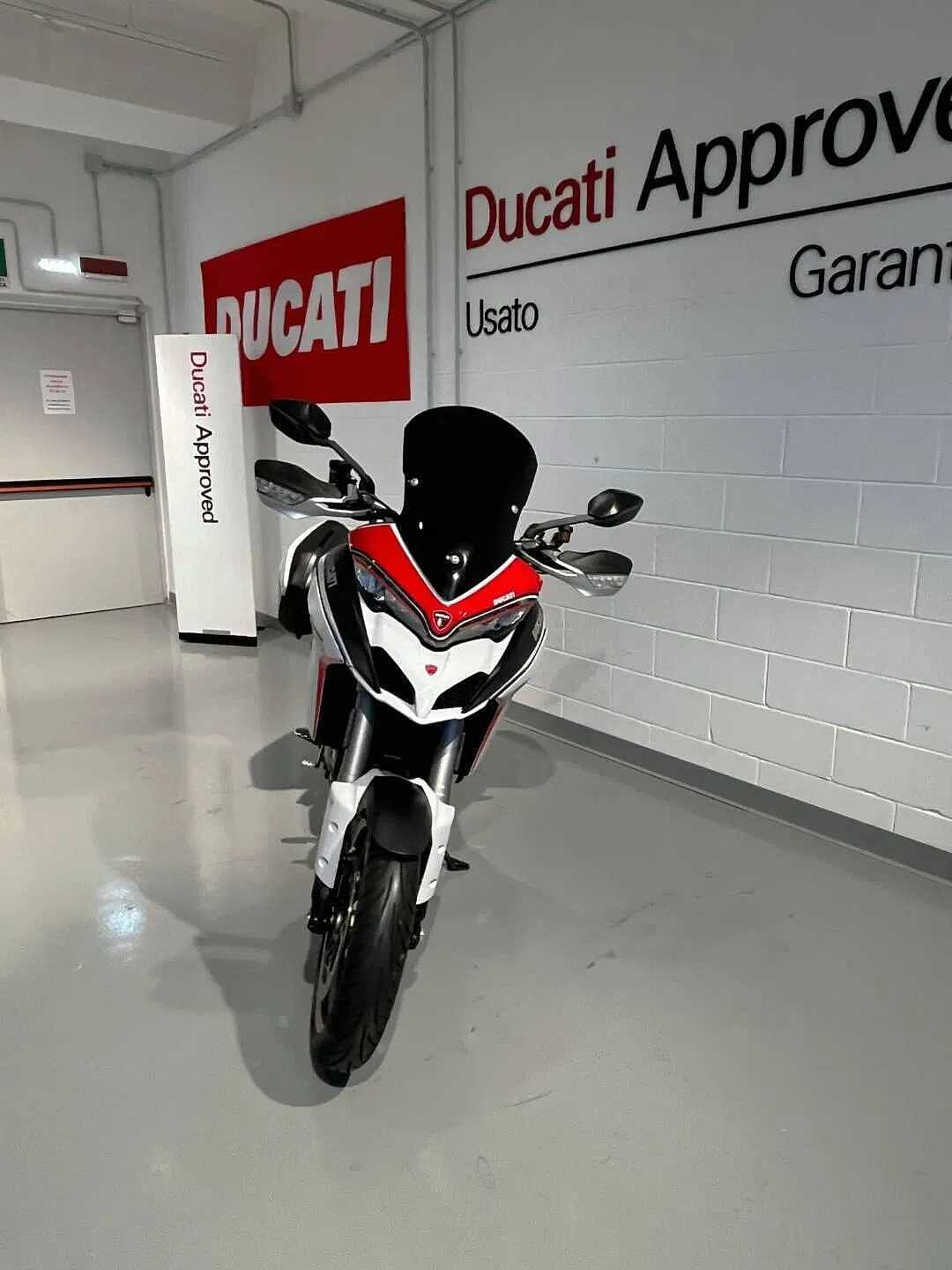 DUCATI MULTISTRADA 1260 TOURING WHITE 