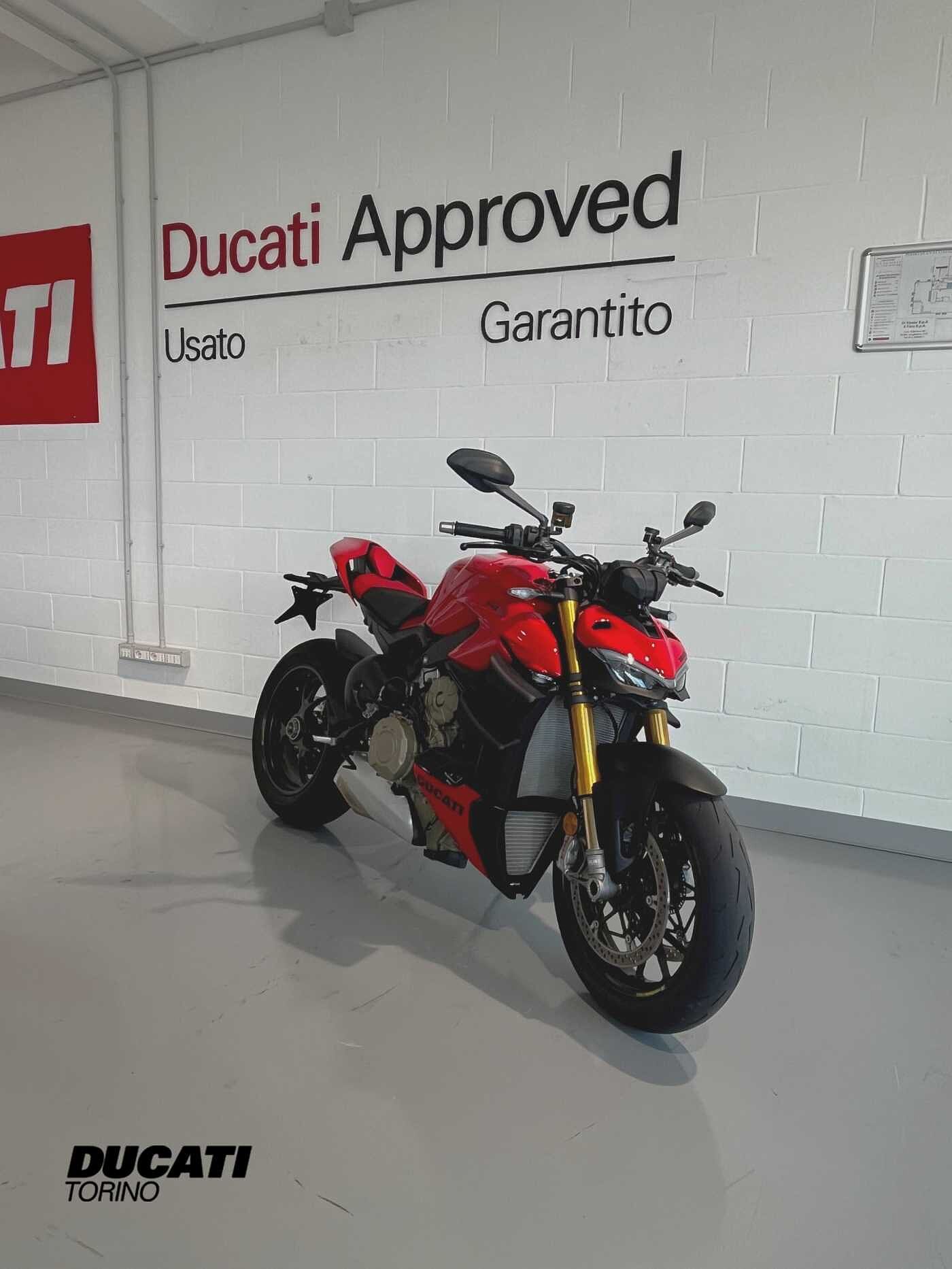 DUCATI STREETFIGHTER V4S 