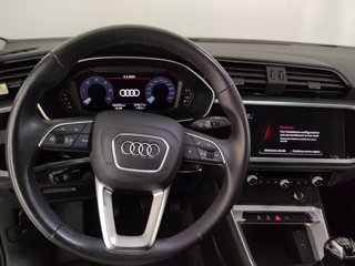 AUDI Q3 35 2.0 tdi business
