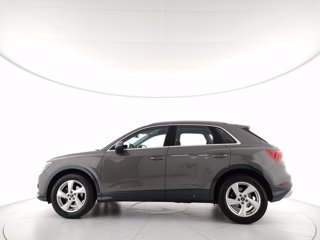 AUDI Q3 35 2.0 tdi business advanced quattro s-tronic