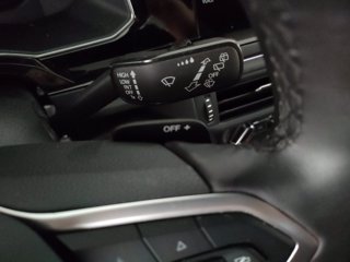 VOLKSWAGEN Taigo 1.0 tsi r-line 110cv dsg