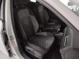 VOLKSWAGEN Taigo 1.0 tsi r-line 110cv dsg