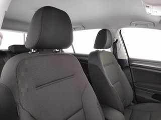 VOLKSWAGEN Golf 5p 1.0 tsi business 110cv