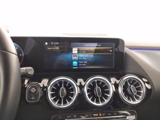 MERCEDES Gla 180 d sport plus auto