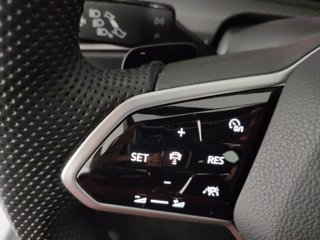 VOLKSWAGEN Golf 1.5 etsi evo r-line 150cv dsg