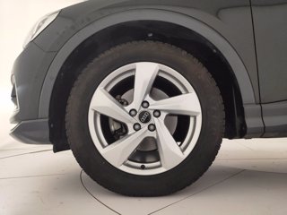 AUDI Q3 35 2.0 tdi business advanced s-tronic