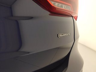 AUDI Q3 35 2.0 tdi business advanced quattro s-tronic