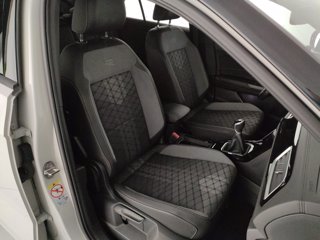 VOLKSWAGEN T-roc 1.5 tsi r-line