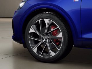 AUDI Q5 40 2.0 tdi mhev 12v identity black quattro s-tronic