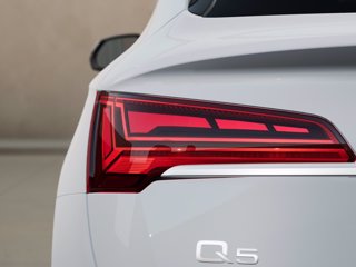 AUDI Q5 sportback 40 2.0 tdi mhev 12v s line plus quattro s-tronic