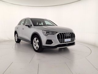 AUDI Q3 35 1.5 tfsi business advanced