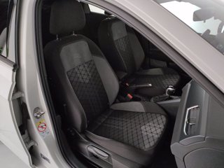 VOLKSWAGEN Taigo 1.0 tsi r-line 110cv dsg