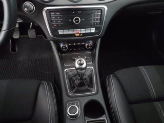 MERCEDES Classe GLA 180 sport