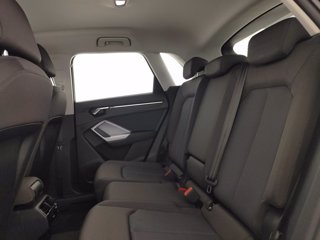 AUDI Q3 35 2.0 tdi business advanced s-tronic