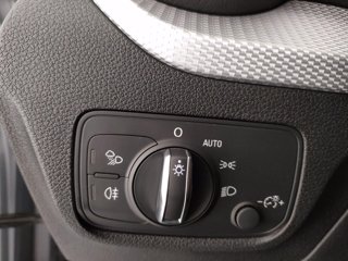 AUDI Q2 35 2.0 tdi business quattro s-tronic