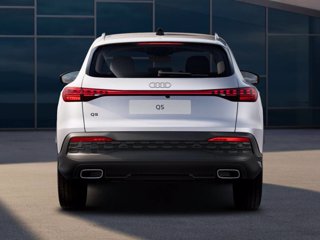 AUDI Q5 TDi 150 kW mHEV+ S tronic quattro Business