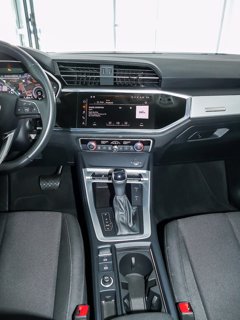 AUDI Q3 35 2.0 tdi Business Advanced s-tronic