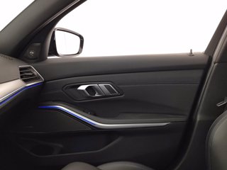 BMW 320d touring mhev 48v xdrive msport auto