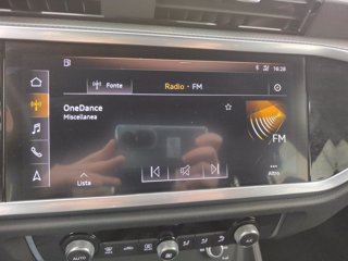 AUDI Q3 40 2.0 tfsi s line edition quattro s-tronic