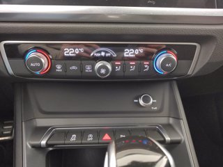 AUDI Q3 40 2.0 tfsi s line edition quattro s-tronic