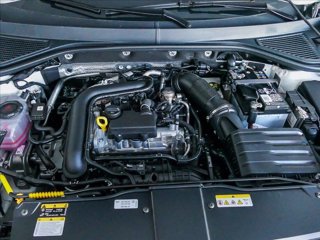 VOLKSWAGEN T-Roc Sport 1.0 TSI 85 kW (115 CV) Manuale