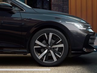 VOLKSWAGEN Golf 1.5 tsi edition plus 115cv