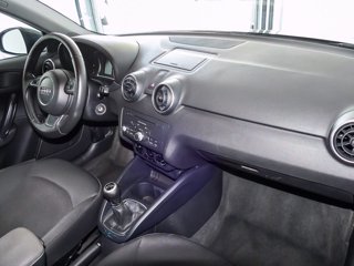 AUDI A1 sportback 1.6 tdi attraction 90cv