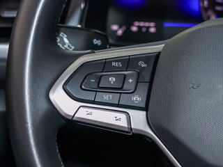 VOLKSWAGEN T-roc 1.0 tsi life 110cv