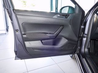 VOLKSWAGEN Taigo 1.0 tsi r-line 110cv