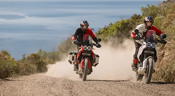 Ducati Desertx Discovery Overview Mosaic Gallery 780X430 02