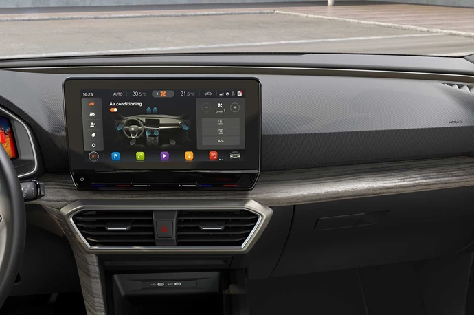 Nuova Seat Leon Sportstourer 03